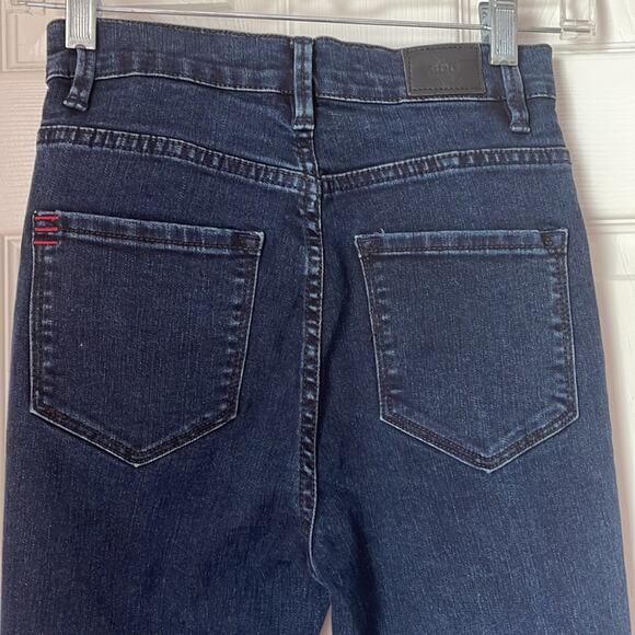 BDG Super High Rise Twig Ankle Jeans - Picture 3 of 4